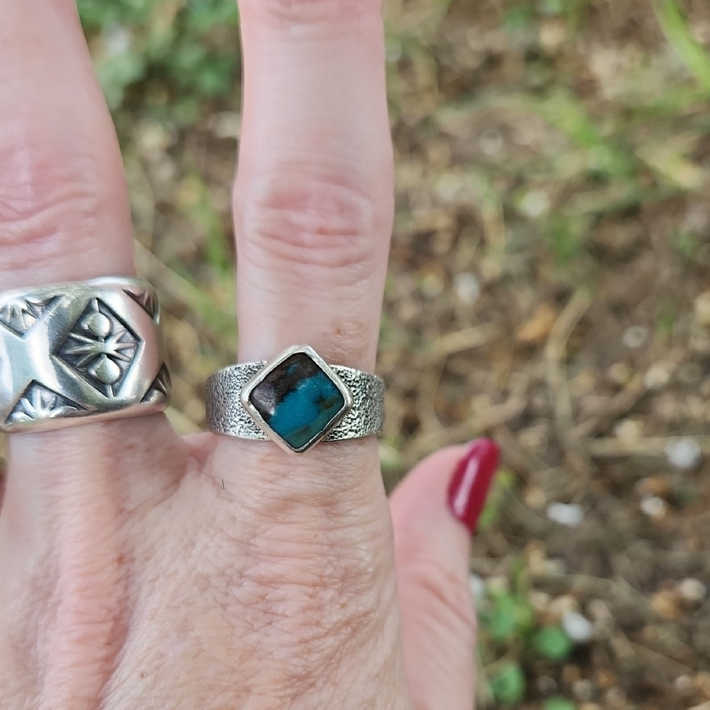 Bisbee Turquoise Ring - Picture 2 of 4